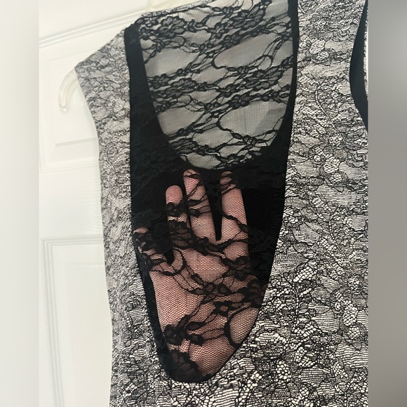 Gorgeous Cocktail Dress - Picture 5 of 8